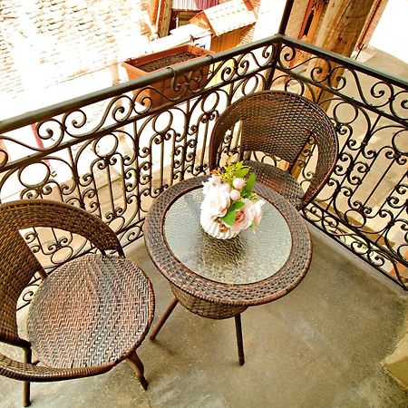 Old Tbilisi Gate Hotel Szoba fotó