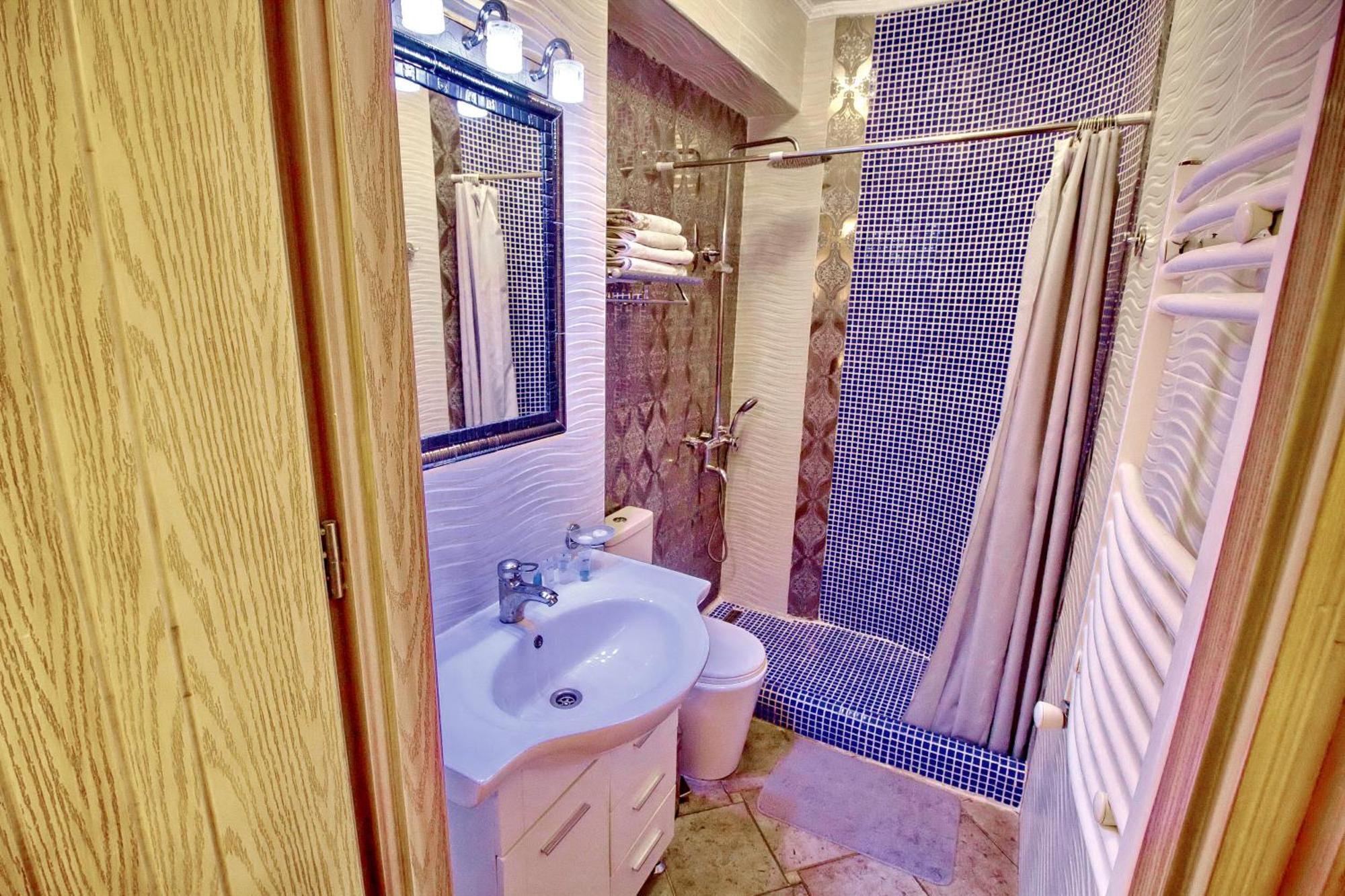 Old Tbilisi Gate Hotel Szoba fotó